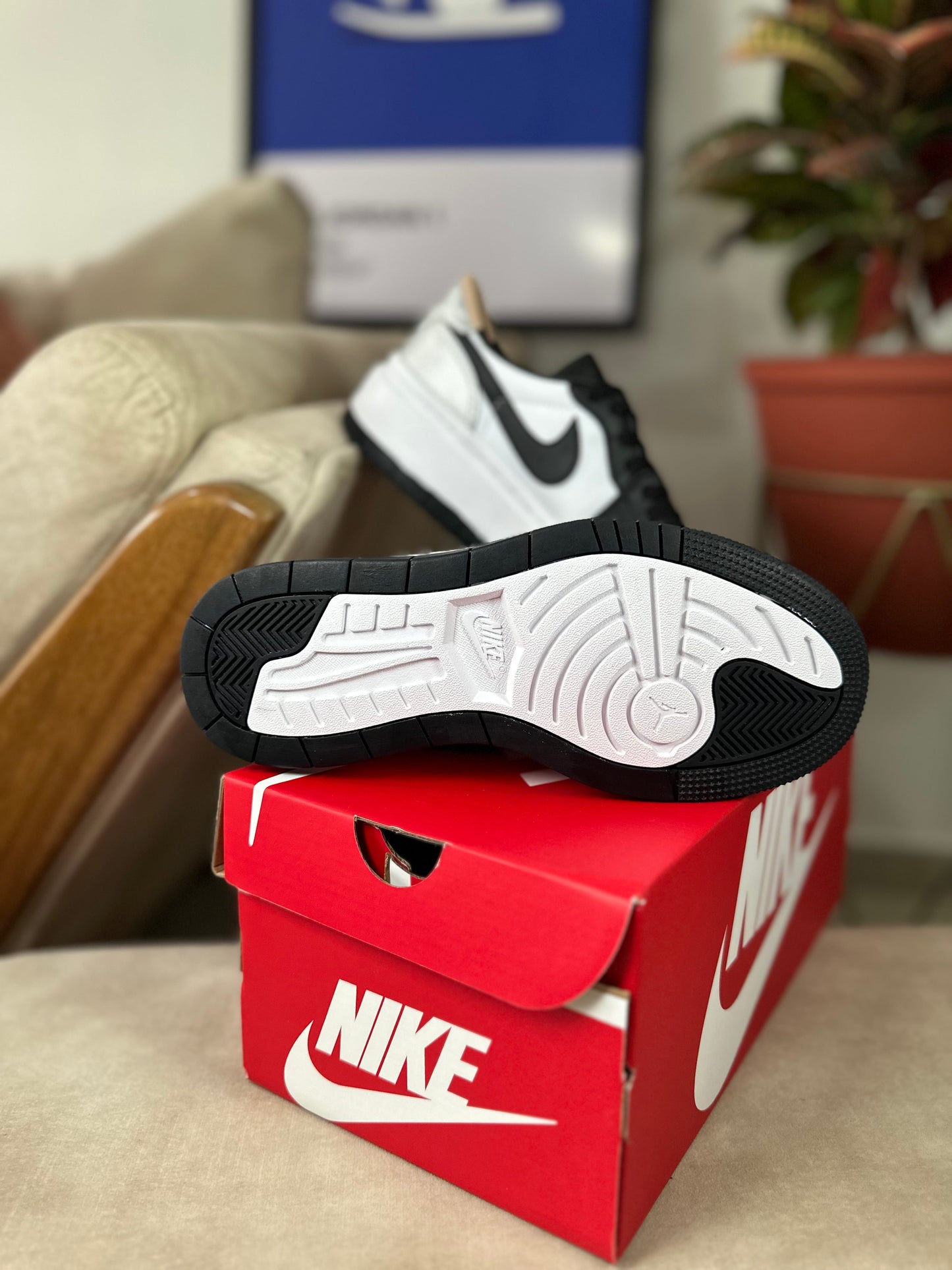 NIKE BLAZER PLATEADO