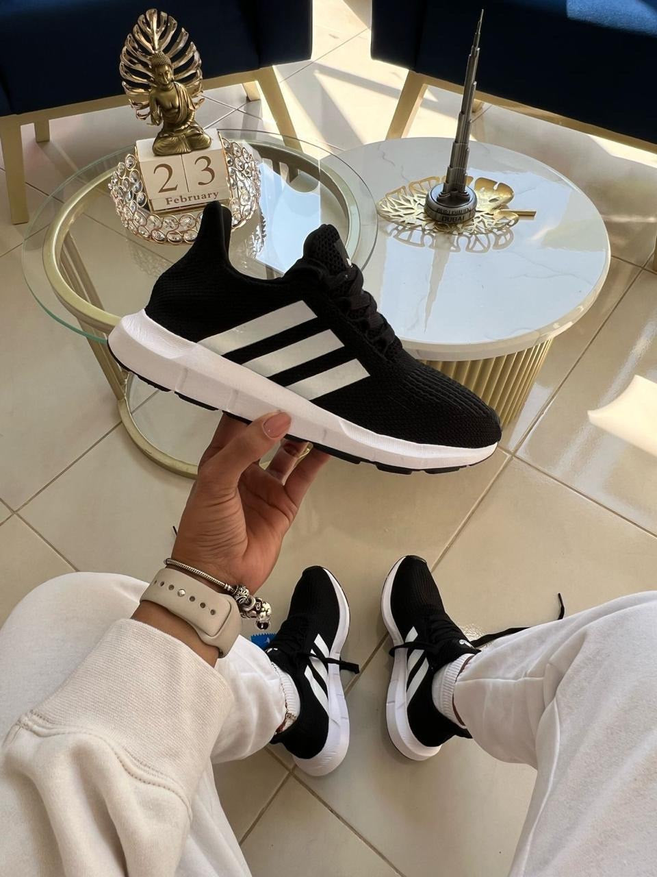 ADIDAS SWIFT BLANCO NEGRO
