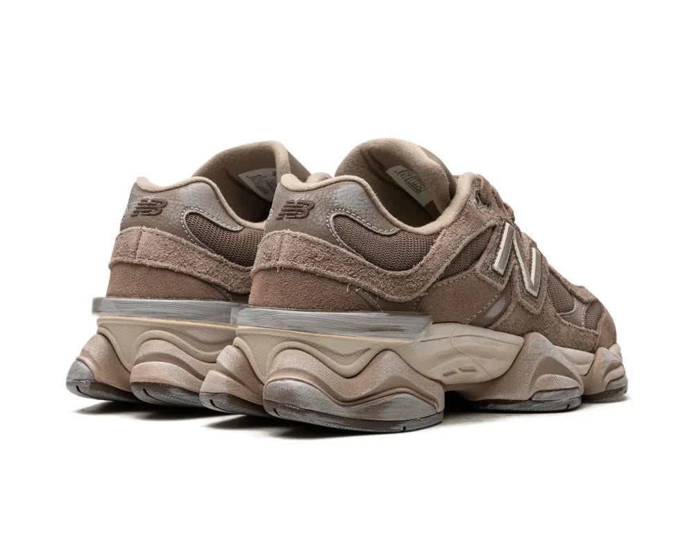NEW BALANCE 9060 CAFÉ