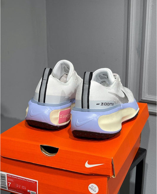 NIKE ZOOM X INVENCIBLE BLANCO - AZUL