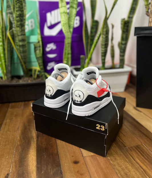 JORDAN RETRO 3 PANDA