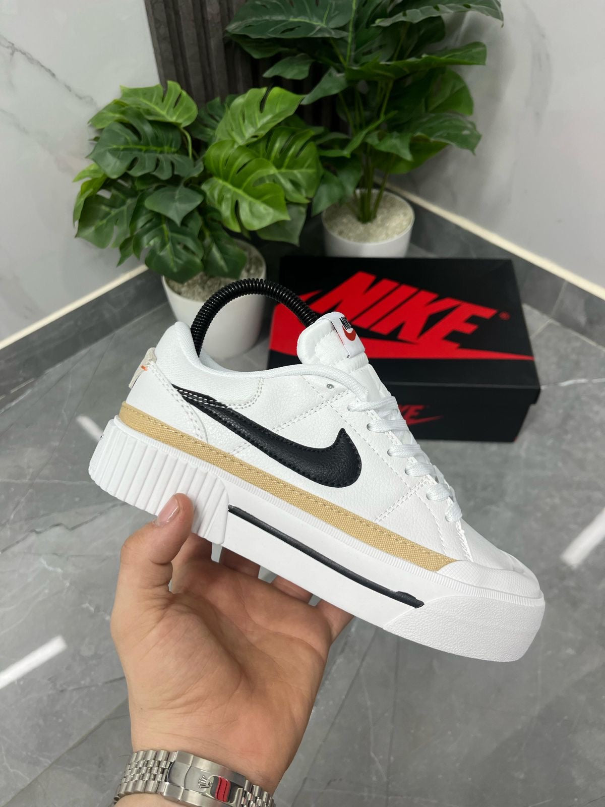 NIKE LEGACY BLANCO -  BEIGE