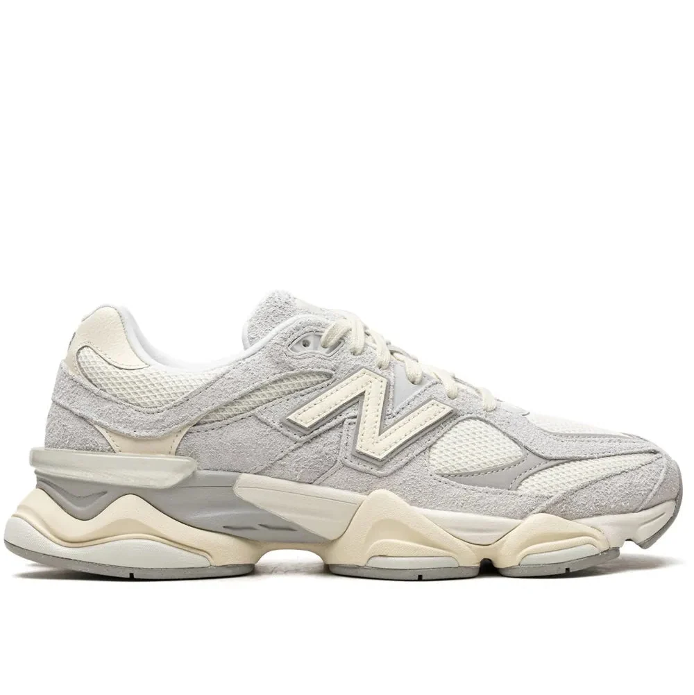 NEW BALANCE 9060 BEIGE CLARO