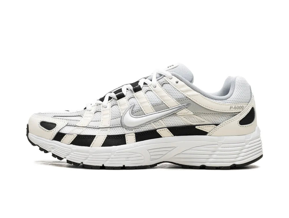 NIKE P6000 - BLANCO / NEGRO