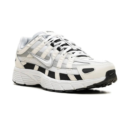 NIKE P6000 - BLANCO / NEGRO