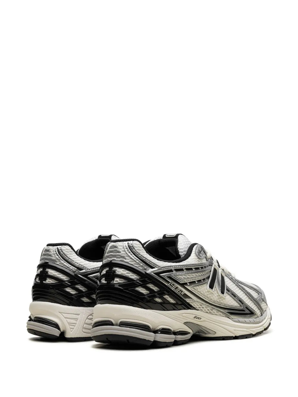 NEW BALANCE 1906 BLANCO / NEGRO / PLATEADO