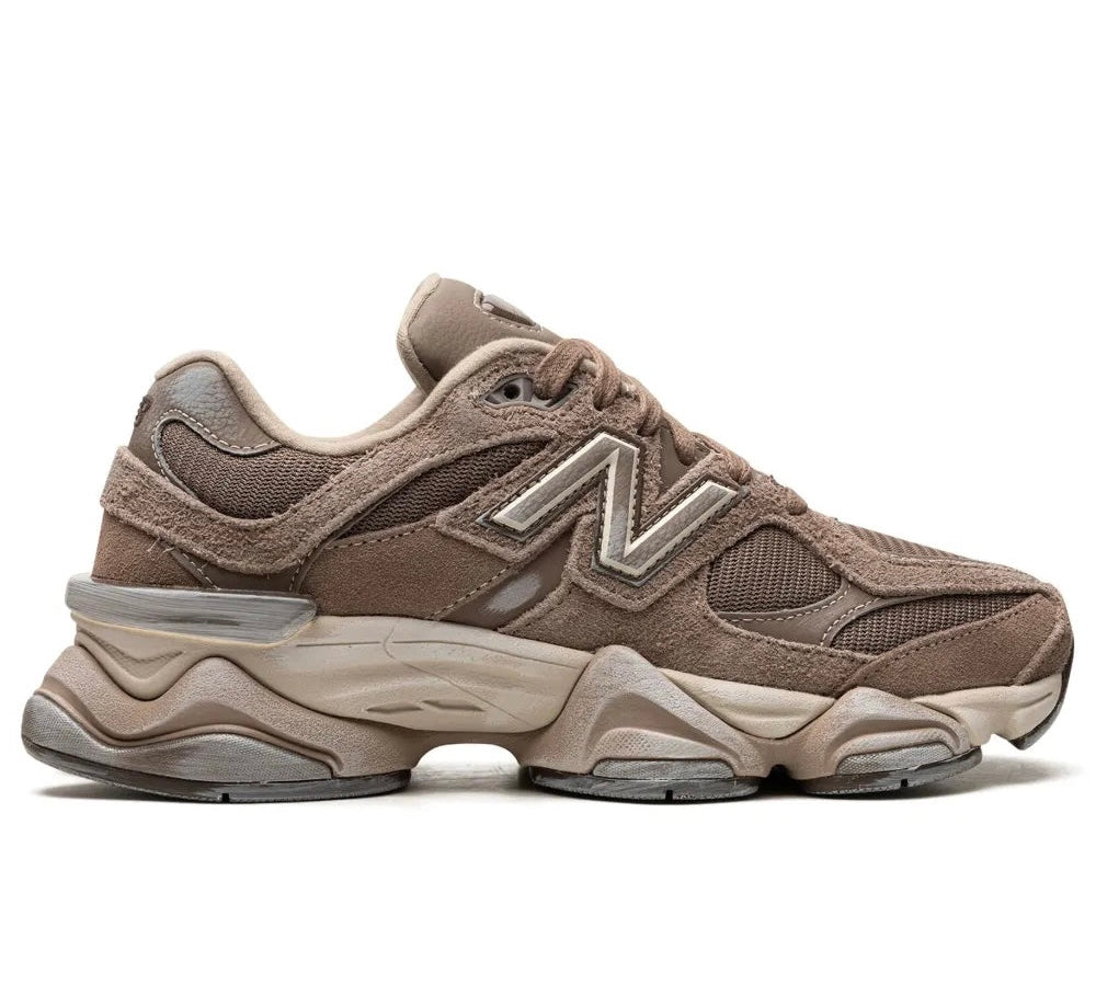 NEW BALANCE 9060 CAFÉ