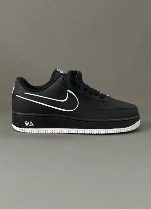 NIKE AIR FORCE 1 NEGRO/BLANCO