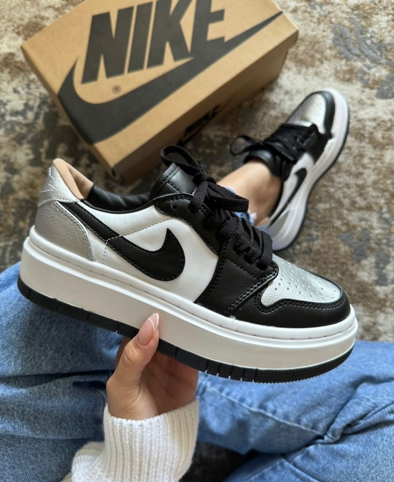 NIKE BLAZER PLATEADO