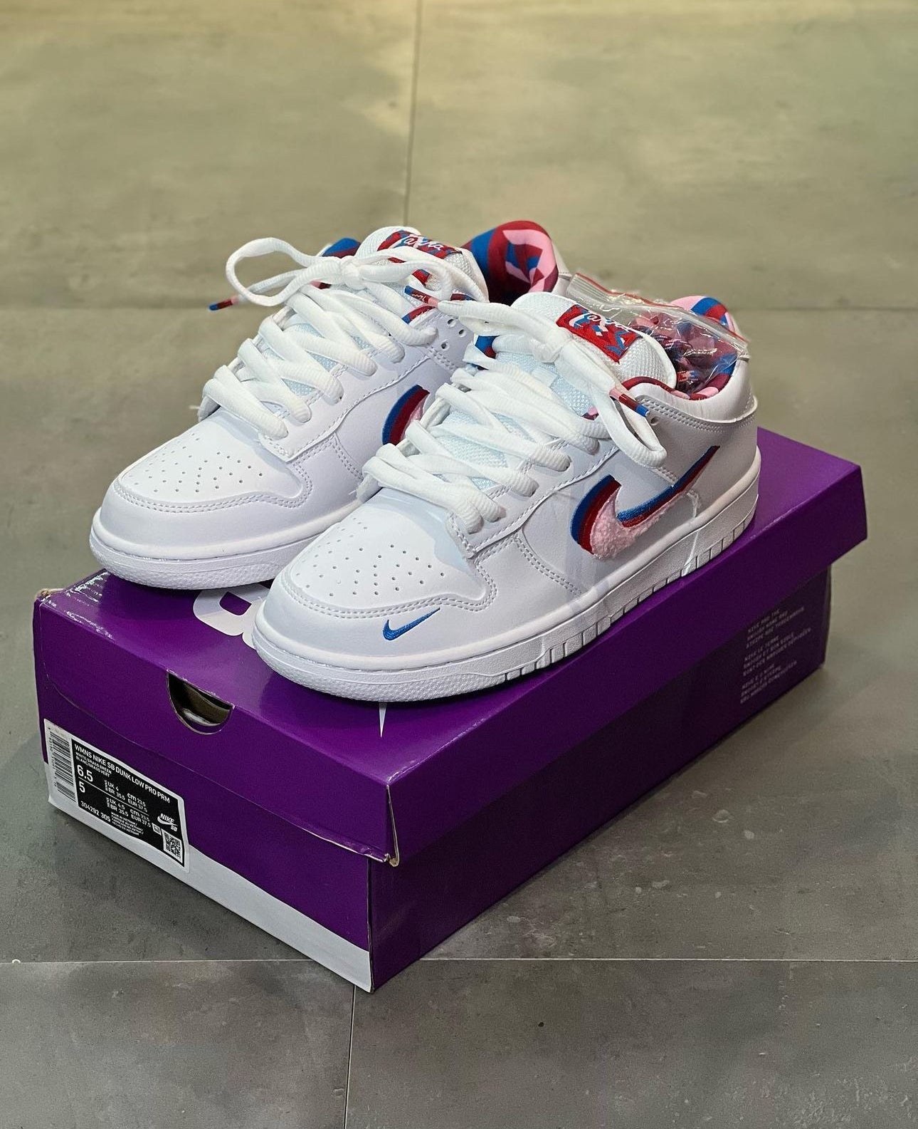 NIKE SB BLANCO - MORADO