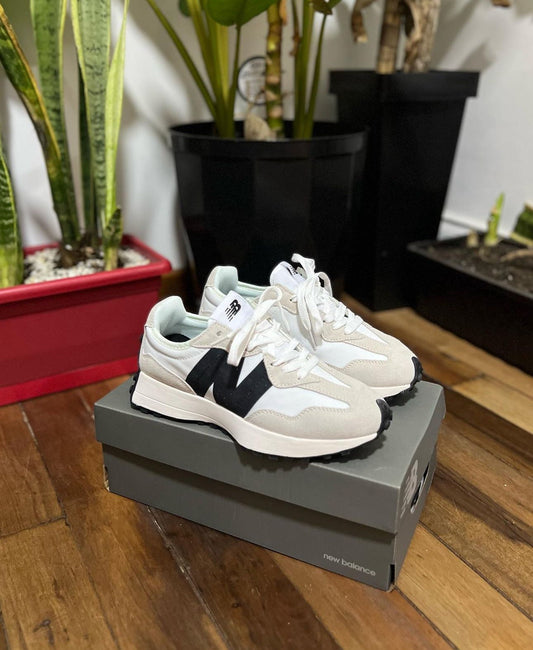 NEW BALANCE 327 BLANCO - NEGRO