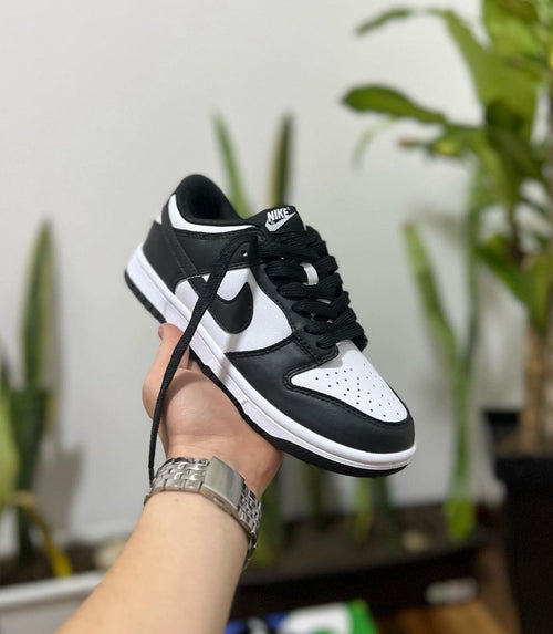 NIKE SB DUNK NEGRO - BLANCO
