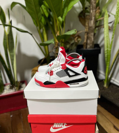 JORDAN RETRO 4 BLANCO - ROJO