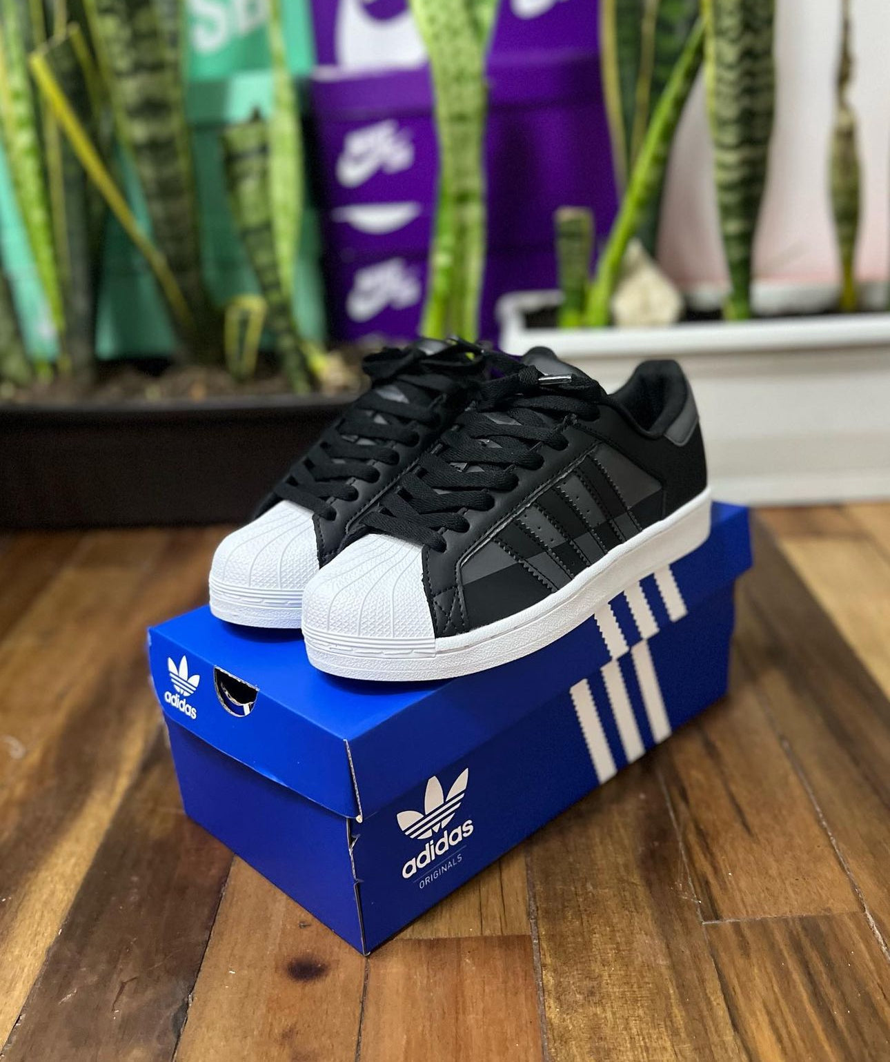 ADIDAS SUPERSTAR NEGRO - GRIS