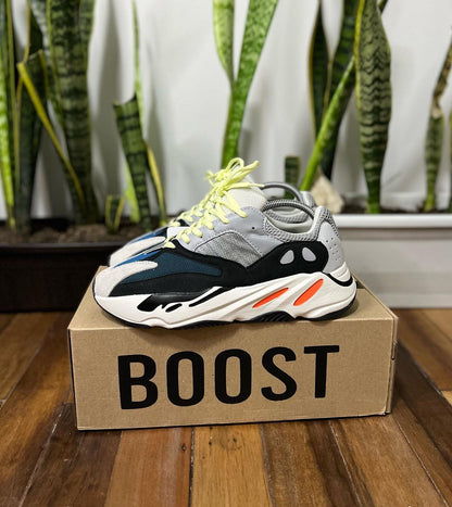 ADIDAS YEEZY 700