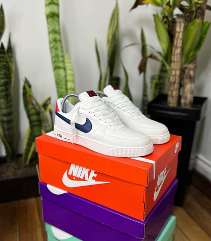 NIKE TABLITA BLANCO - ROJO