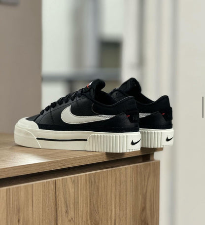 NIKE LEGACY NEGRO - BLANCO