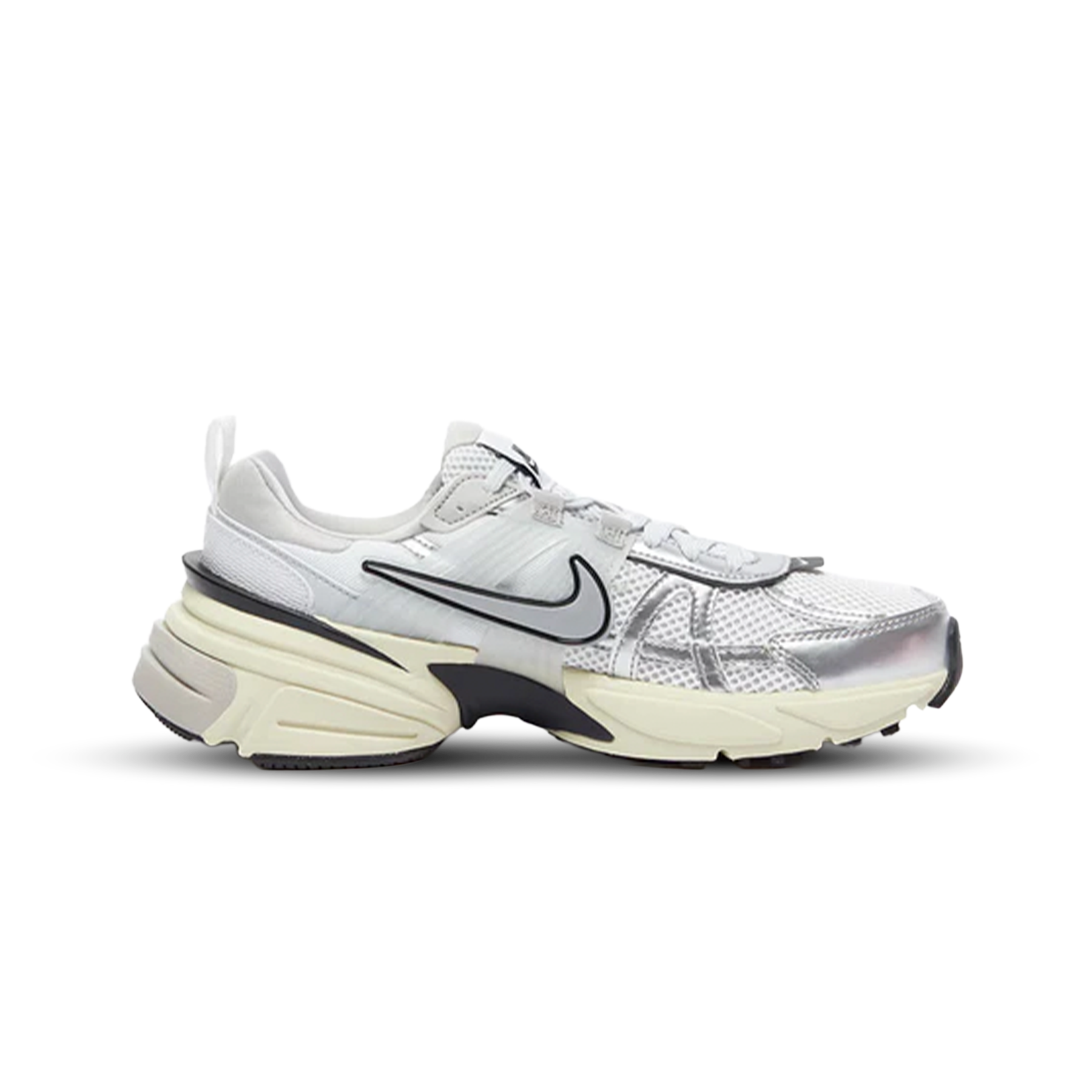 NIKE V2K RUN PLATEADO