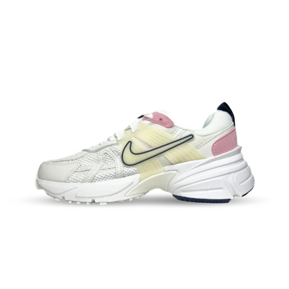 NIKE V2K RUN BLANCO / ROSADO