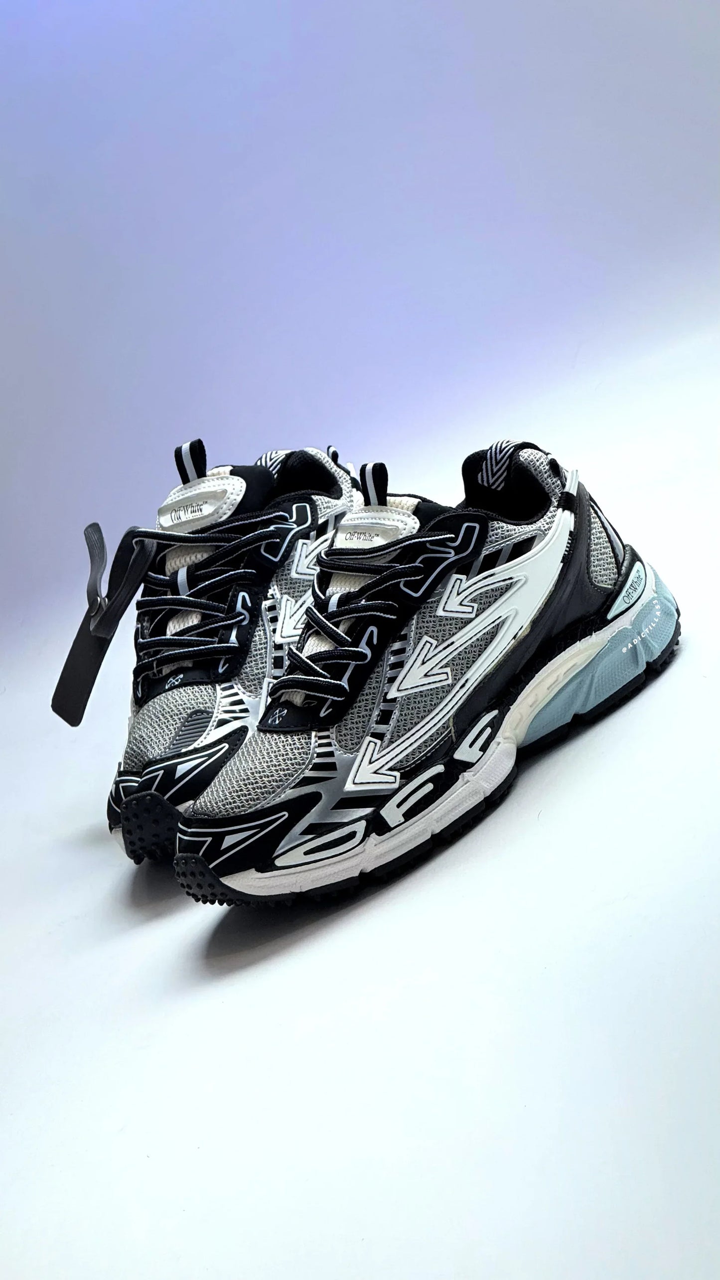 OFF-WHITE  BER NEGRO