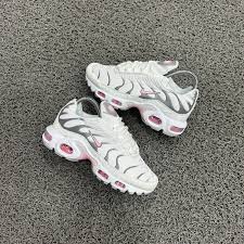 NIKE AIR MAX TN ROSADO