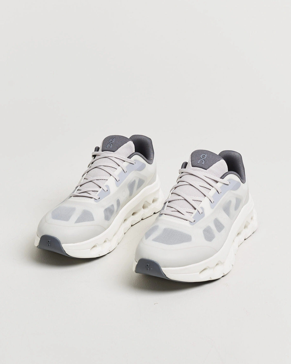 ON RUNNING CLOUDTILT REMIX BEIGE